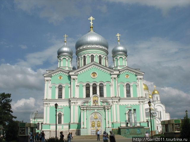 Свято-Троицкий собор Дивеево, Россия