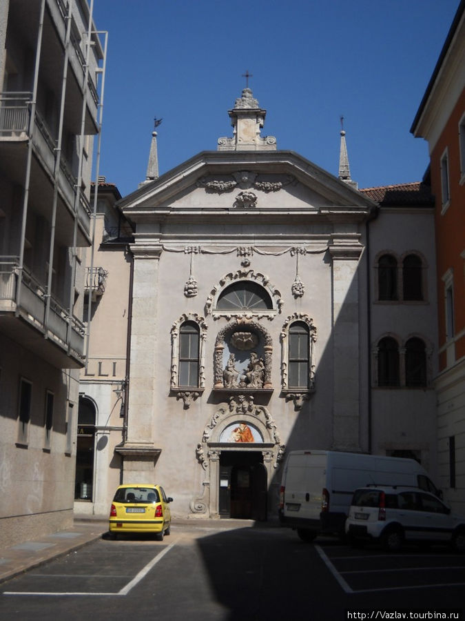 Церковь Св. Троицы / Chiesa di Santissima Trinita