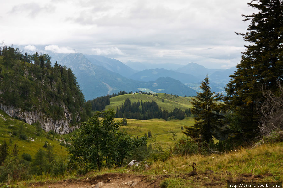 Госау зее — озеро в Альпах и виды массива Дахштайн Гозау, Австрия