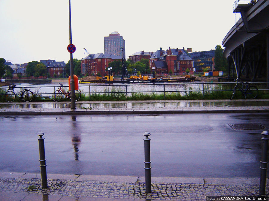 Летний дождь в Берлине Берлин, Германия