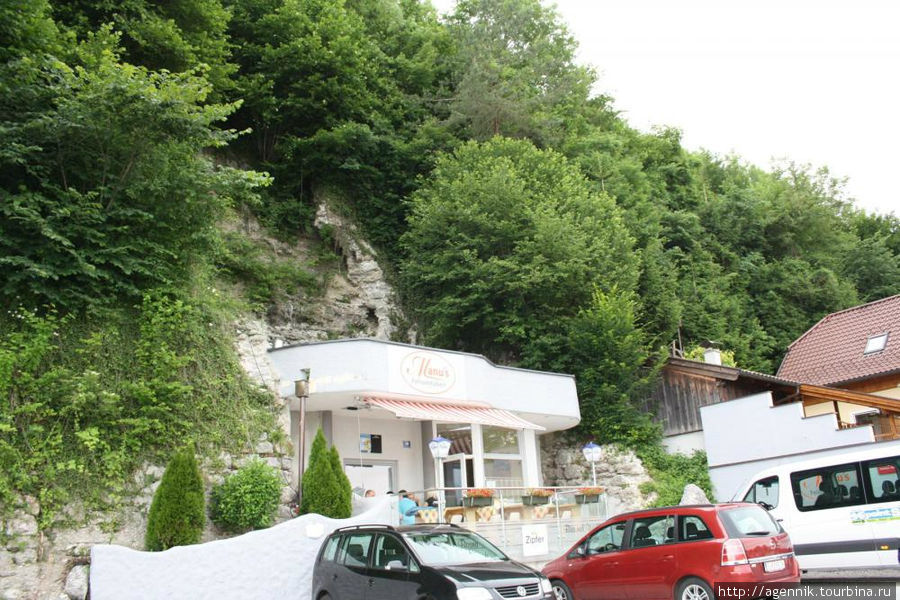 Ресторан зажатый скалами Оберндорф-Зальцбург, Австрия