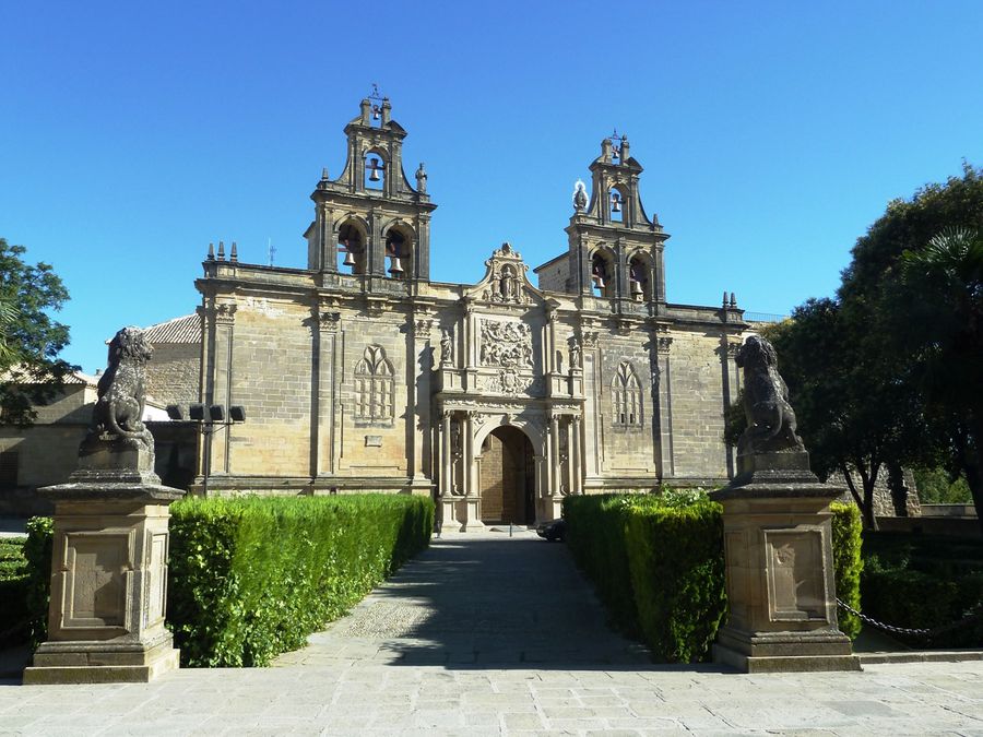 Церковь Санта-Мария-де-лос-Реалес