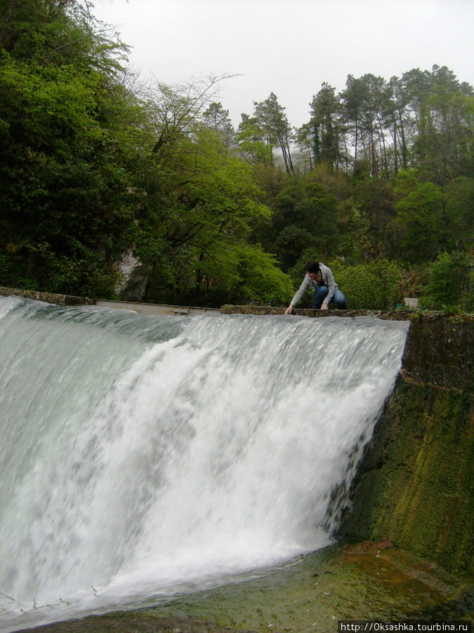 Искуственный водопад Новый Афон, Абхазия