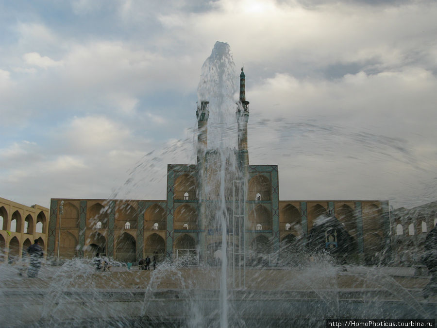 Мечеть Мир Чакмак Йезд, Иран