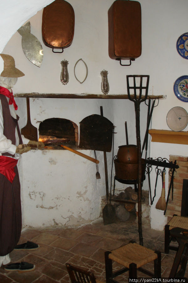 печь другая Эспорлас, остров Майорка, Испания