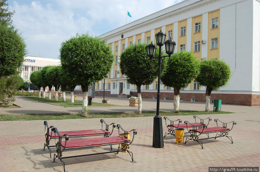 Пешеходная зона Уральск, Казахстан