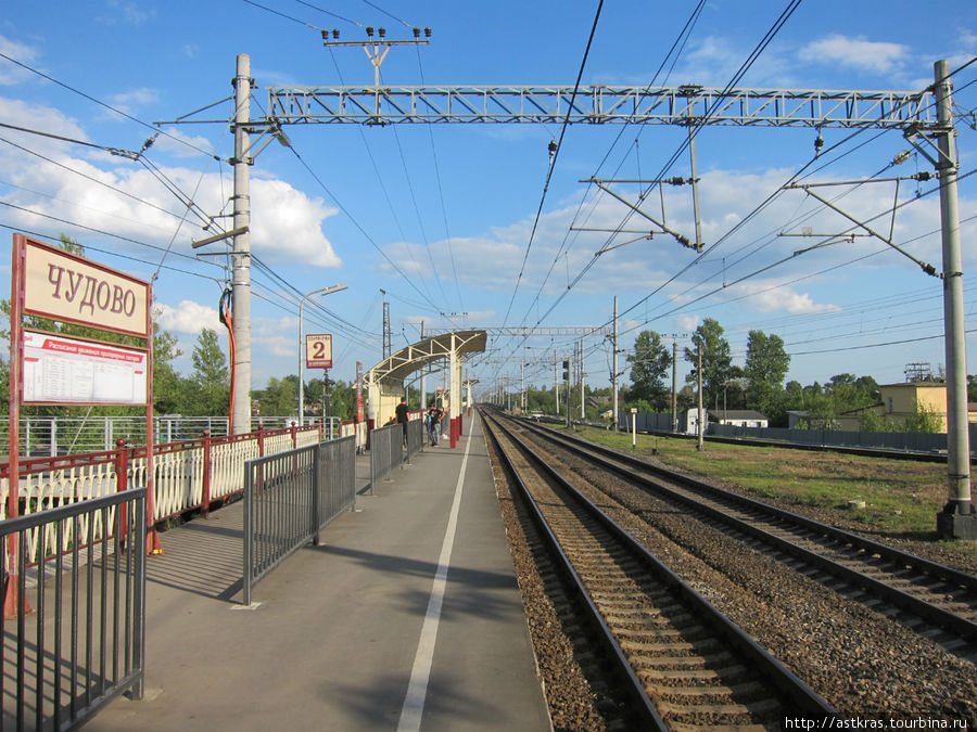 станция Чудово-Московское, платформа на Санкт-Петербург Чудово, Россия