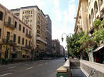Улица Адли — типичная улица Даунтауна (делового центра города) — начинается от площади Оперы.