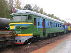 ЭР9 (Электропоезд Рижский, 9-й тип) — электропоезд переменного тока, выпускавшийся с 1962 года на Рижском вагоностроительном заводе для железных дорог СССР.
На фото — одна из модификаций ЭР9 — электропоезд ЭР9П.