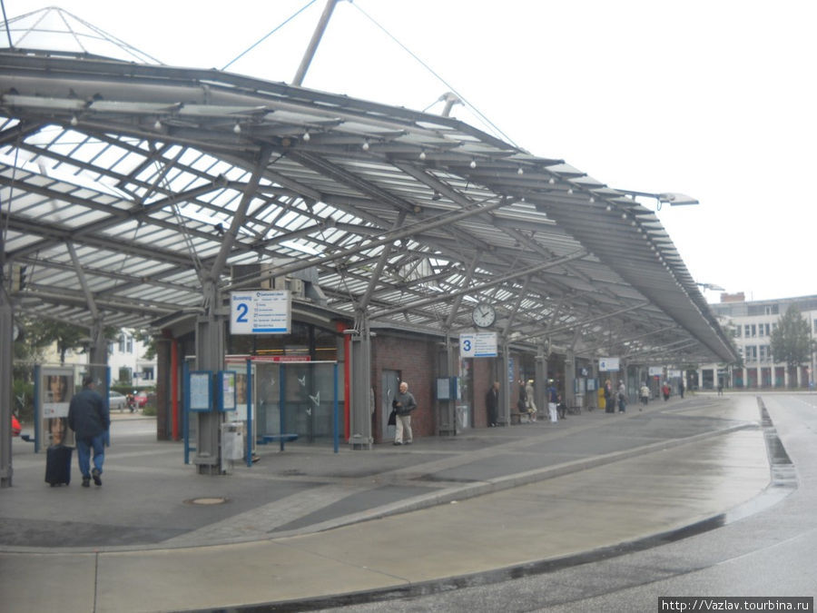 Автовокзальный комплекс Любек, Германия
