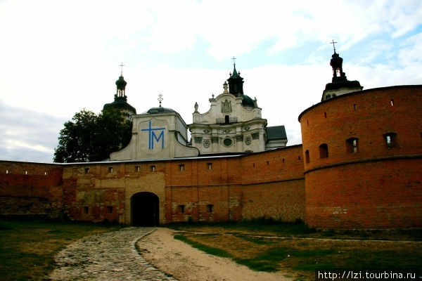 Бердичев, монастырь кармелитов Бердичев, Украина