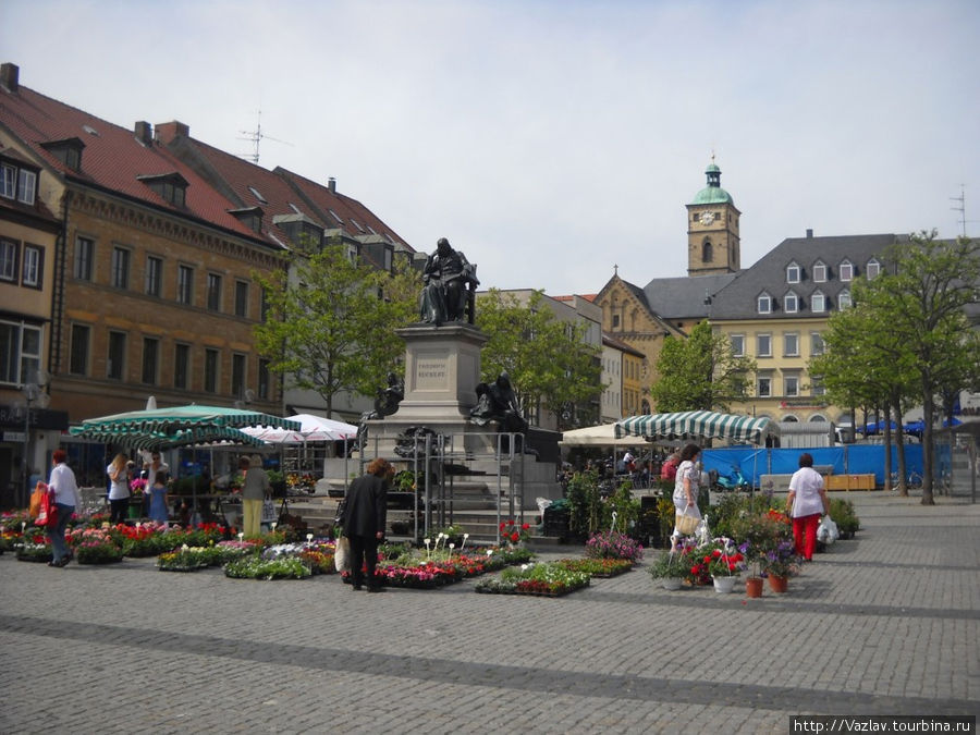 Главная площадь Швайнфурт, Германия