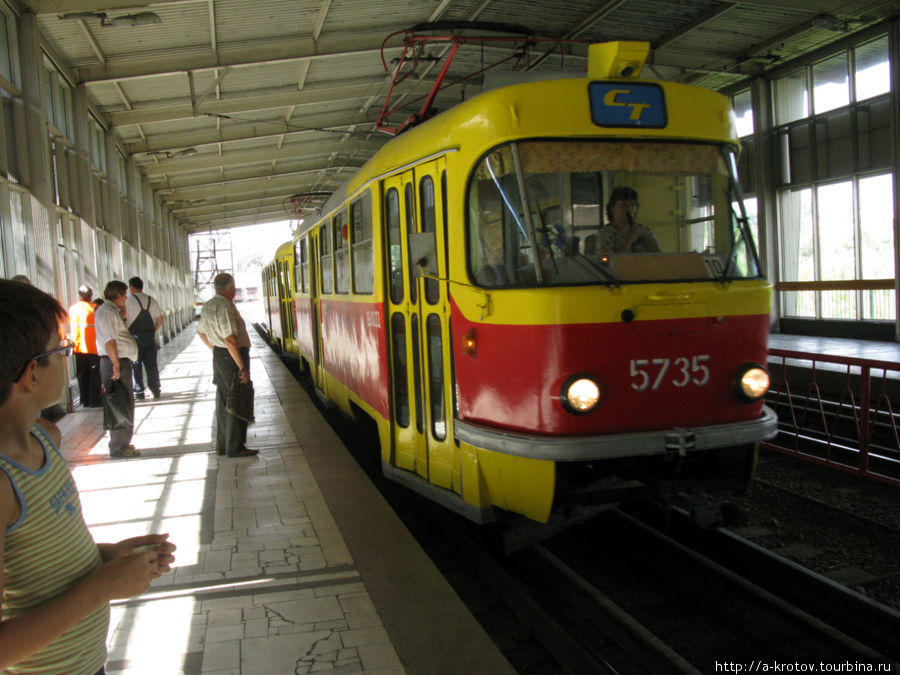А вот волгоградское чудо — подземный трамвай Волгоград, Россия