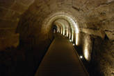 В Акко находится туннель тамплиеров, который был построен в конце 12 в. и соединял крепость Тамплиеров, не сохранившуюся на сегодняшний день, и морской порт, расположенный на востоке. Длина тоннеля составляет 350 м.
