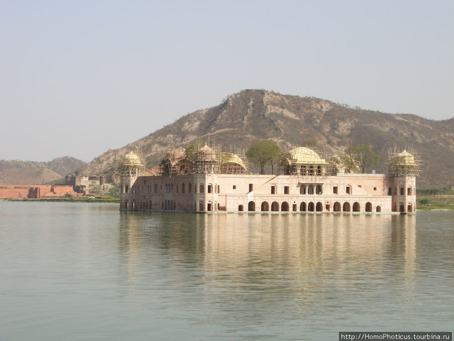 Дворец на воде Джайпур, Индия