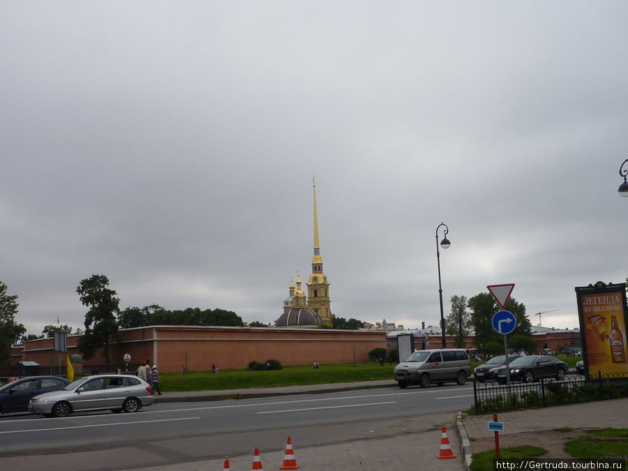 Вид на петропавловскую крепость от Троицкой площади Санкт-Петербург, Россия