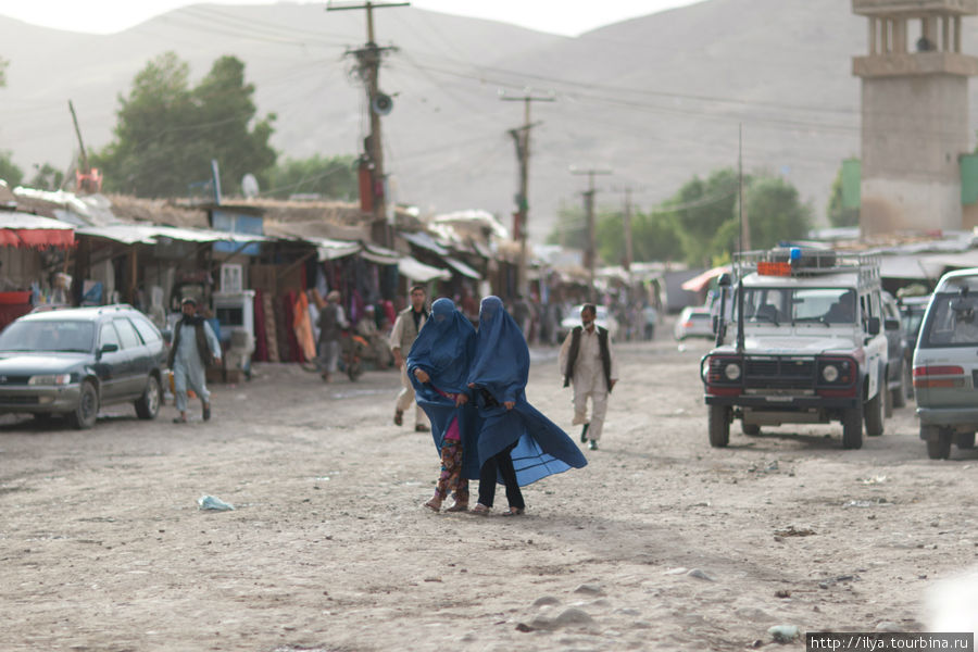 «Жилище божественной щедрости, благословения и милосердия» Файзабад, Афганистан