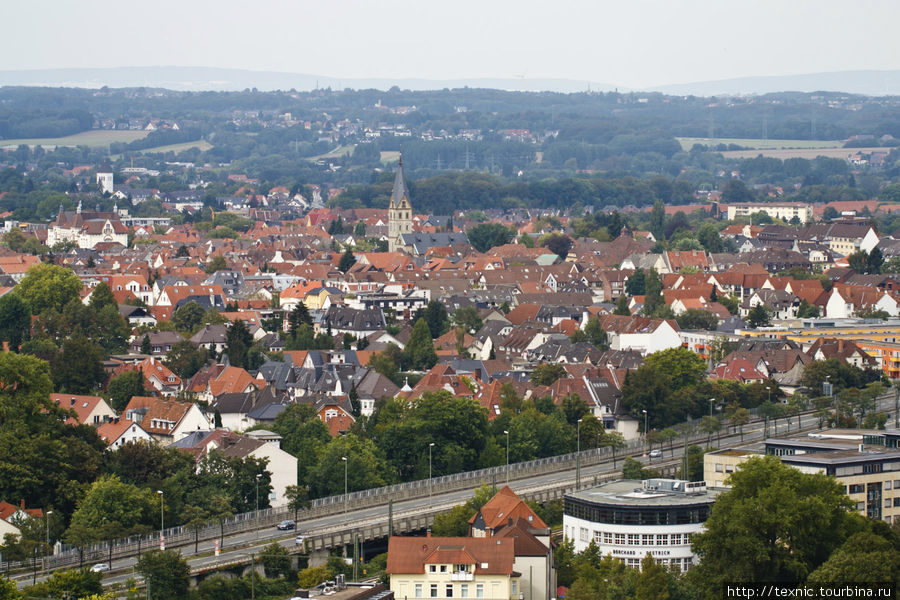 Билефельд с высоты замка Sparrenburg Билефельд, Германия