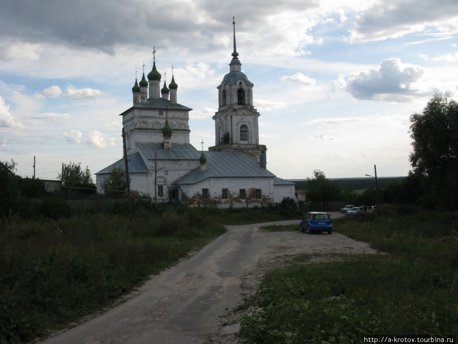 Дорога к храму Касимов, Россия
