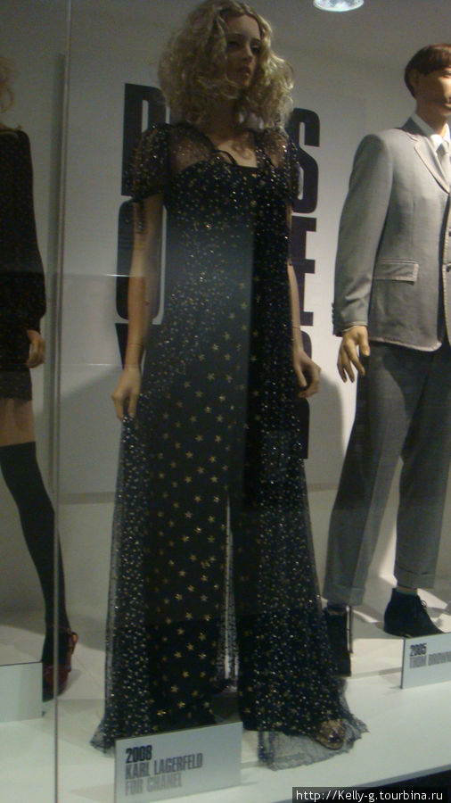 Платье Шанель от Карта Лагерфельда Бат, Великобритания