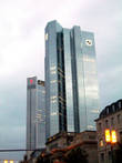 Deutsche Bank (158 м).