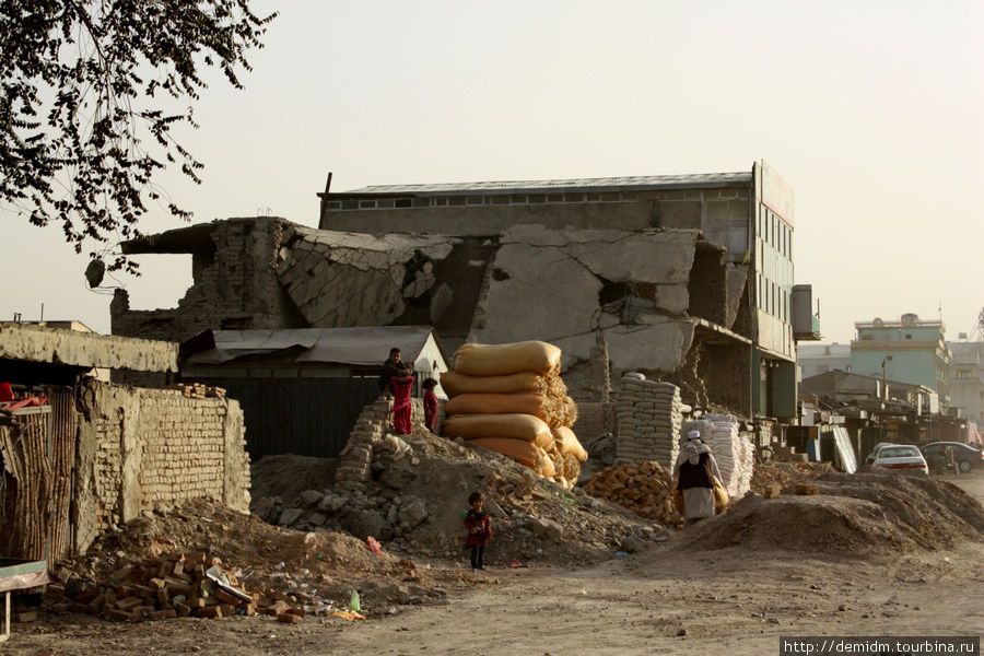 Разрушенных домов в городе почти не осталось. Кабул, Афганистан