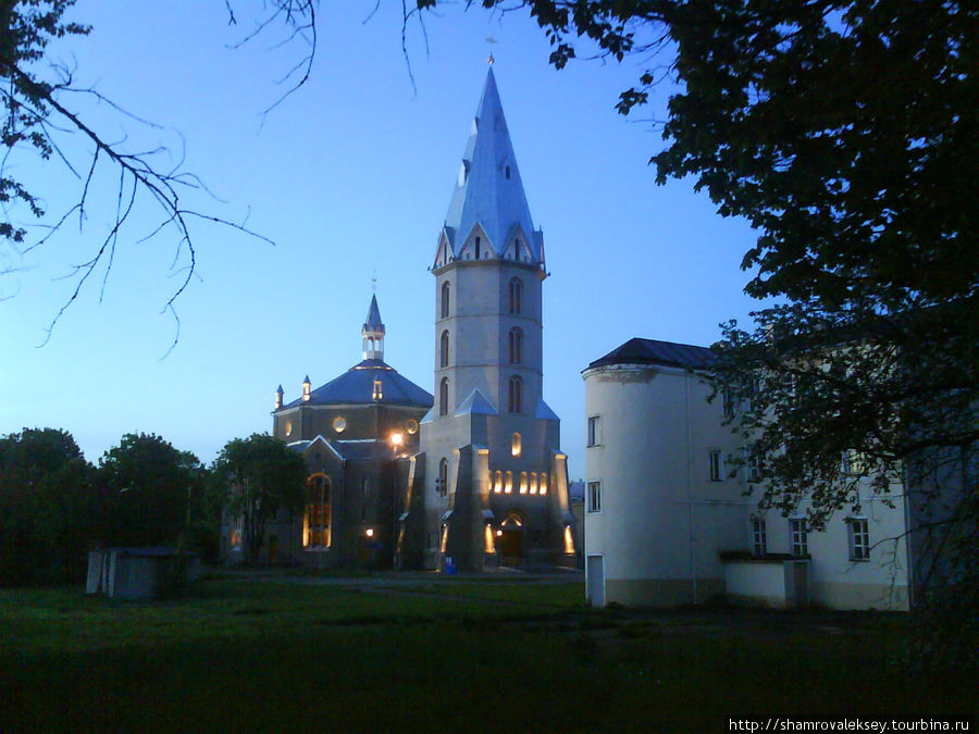 Александровская лютеранская церковь — один из символов г. Нарвы Нарва, Эстония