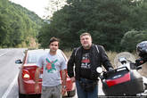 Возле Охрида мы встретили байкера из Киева, который тоже путешествует по Балканам. Более того — он тоже блогер и мотожурналист, только для тест-драйва он берет мотоциклы.