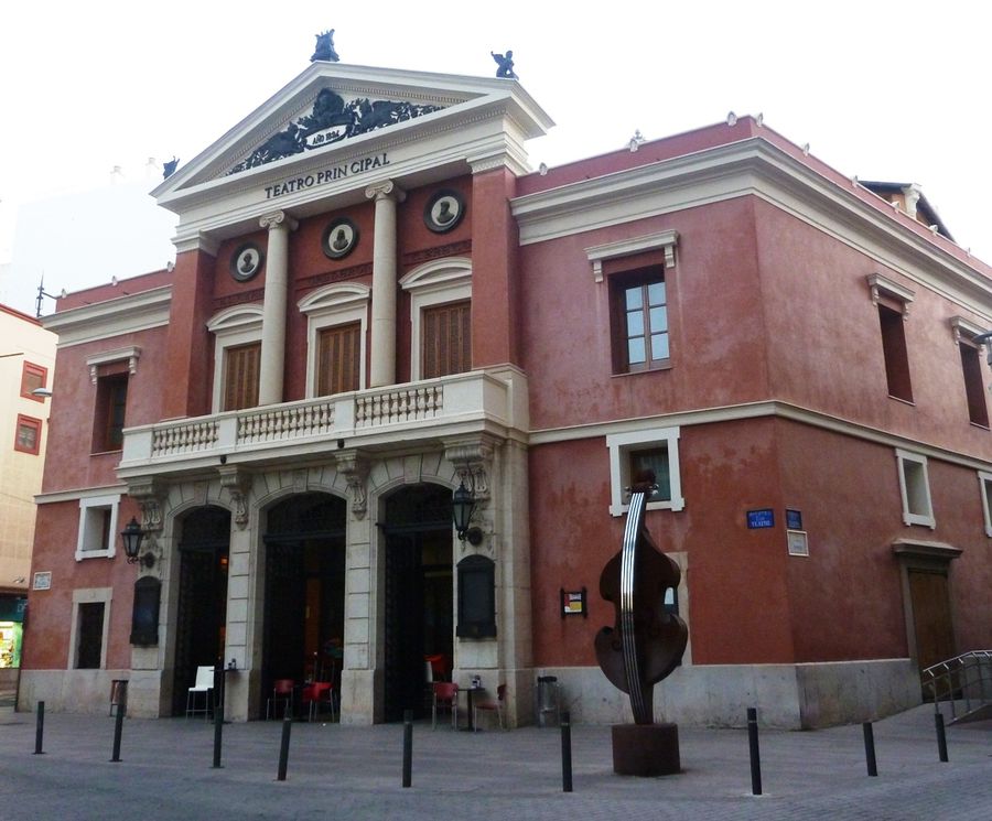 Городской театр Кастельон-де-ла-Плана, Испания