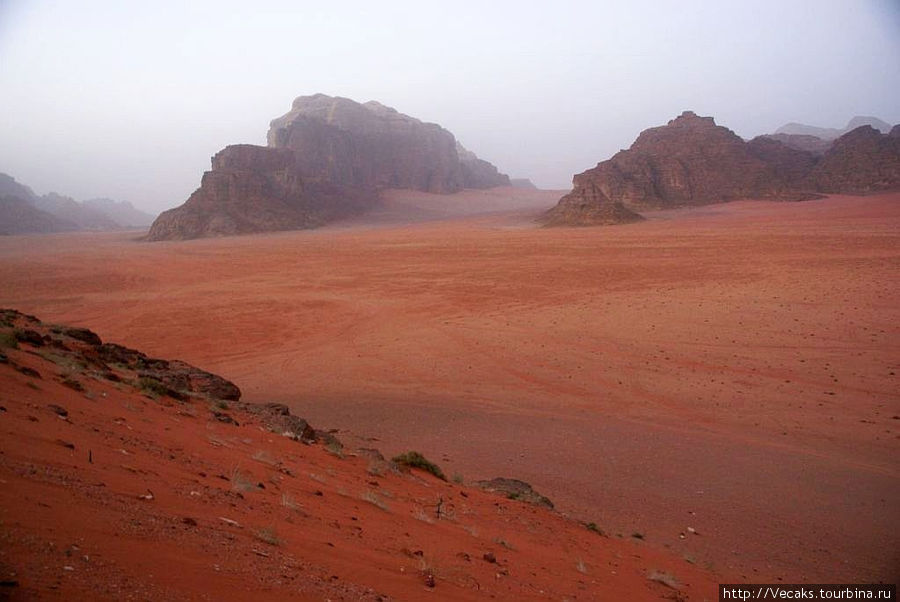 Красные пески пустыни Вади Рам Пустыня Вади Рам, Иордания