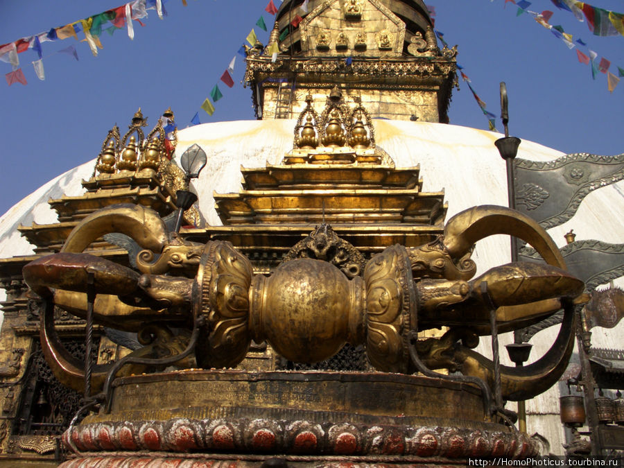 Сваямбхунатх, Ваджра Катманду, Непал