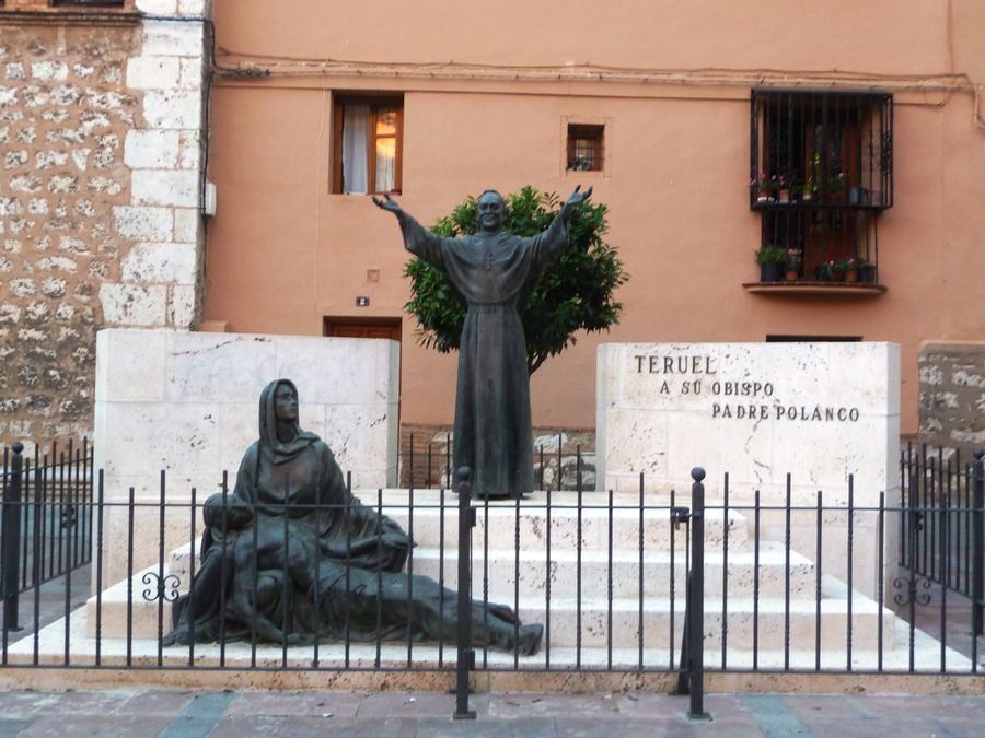 Монастырь Лас-Кларас Теруэль, Испания
