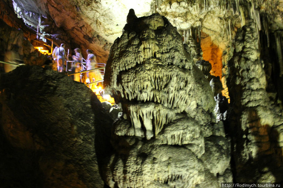 Пещера Диктио Андро Лассити, Греция