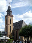 Протестантская церковь Святой Катарины XYII века, где проходил конфирмацию Гёте.