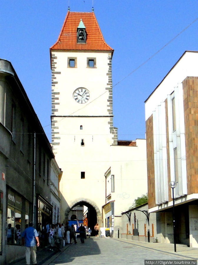 Пражские ворота Мельник, Чехия