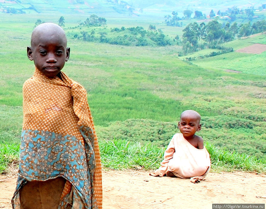 У некоторых детей был поразительно выразительный не по-детски взрослый взгляд Кабале, Уганда