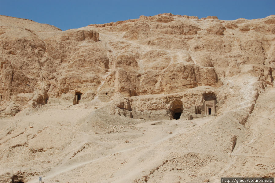 Окрестности храма царицы Хатшепсут Луксор, Египет
