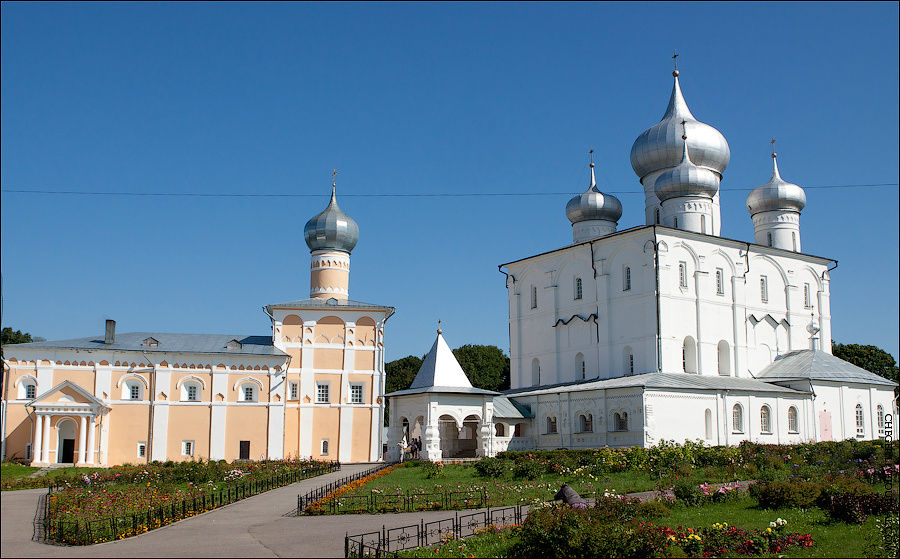 Варлаамо-Хутынский женский монастырь Великий Новгород, Россия