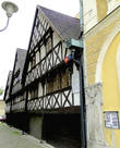 Типичные немецкие домики, как эти, составляли основной жилой фонд Либереца в  17 веке. Согласно табличке они были построены аж в 1678 году