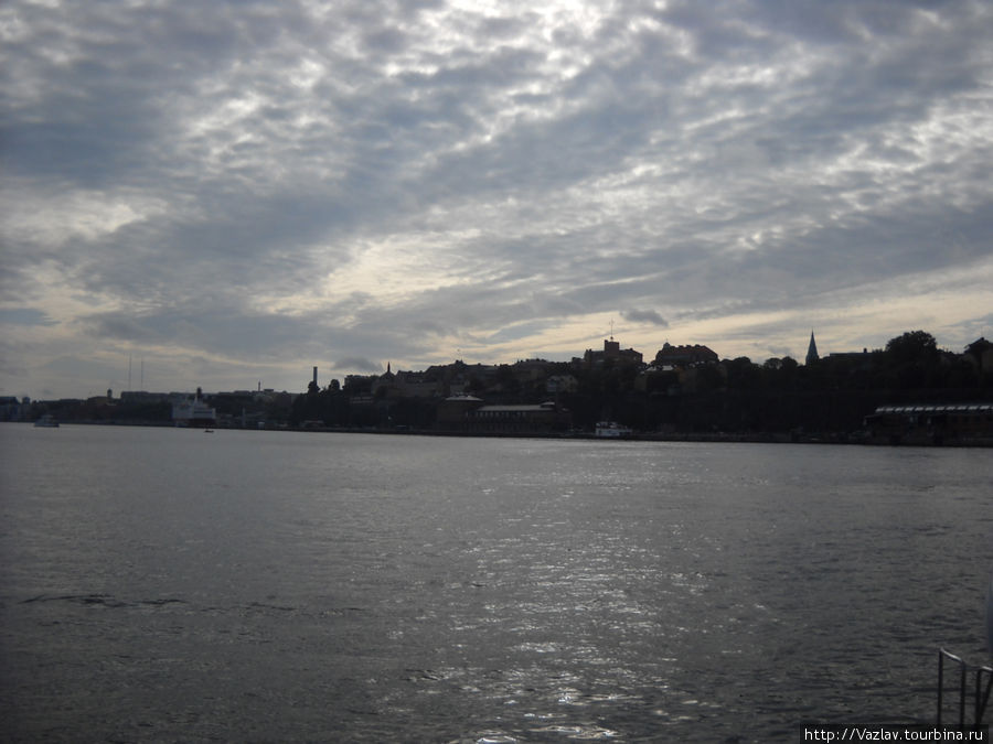 Между небом и водой Стокгольм, Швеция