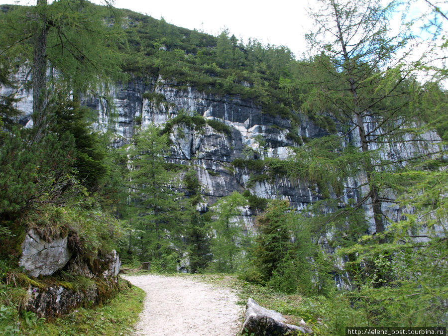Дорога к Мамонтовой пещере Обертраун, Австрия