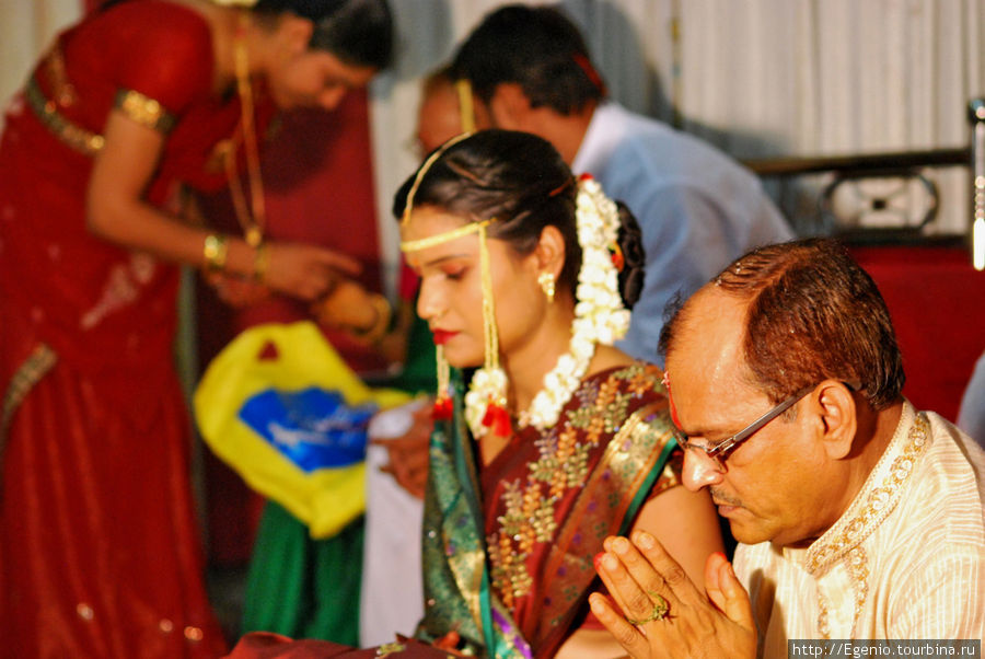 невеста и ее отец Индия