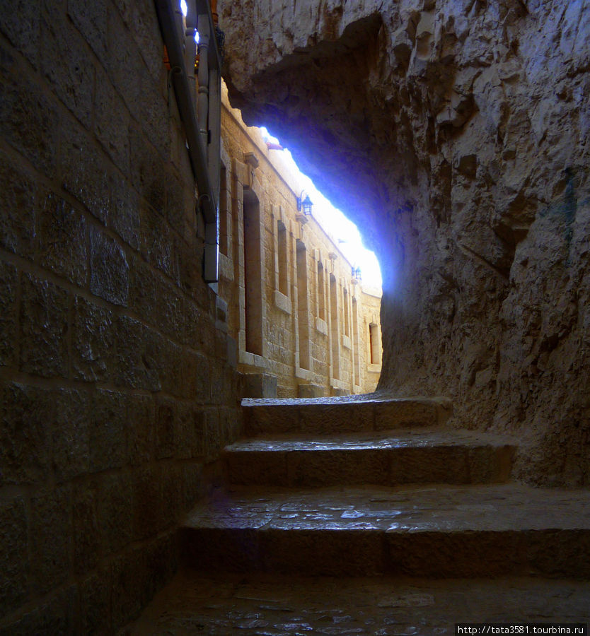 Монастырь Каранталь на горе Блаженств Иерихон, Палестина