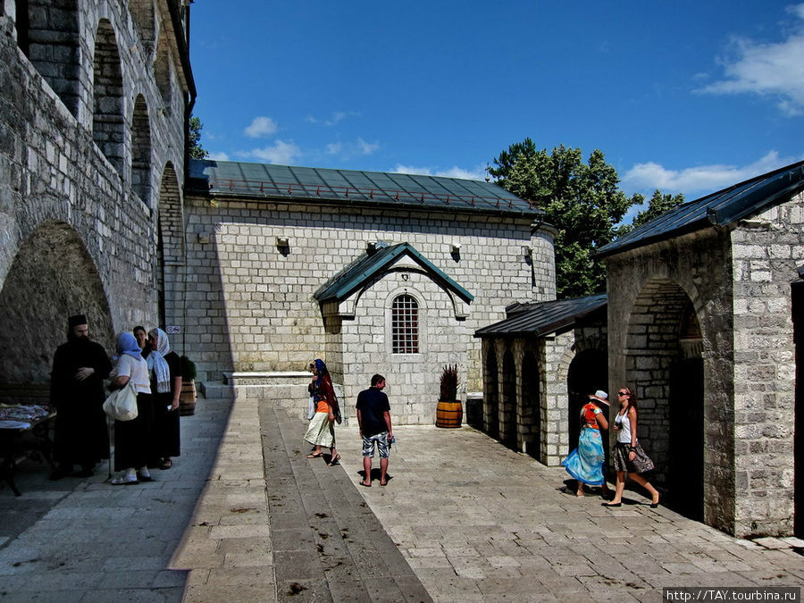 Монастырский двор Цетине, Черногория