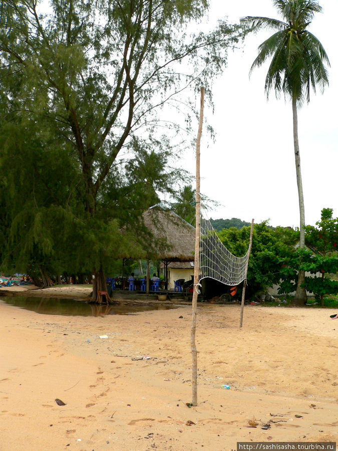 Bamboo Beach Bungalow Resort Ко-Руссей, Камбоджа