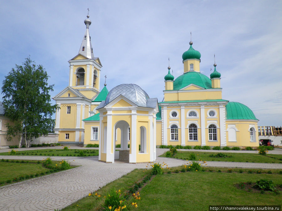 Введено-Оятский женский монастырь Лодейное Поле, Россия