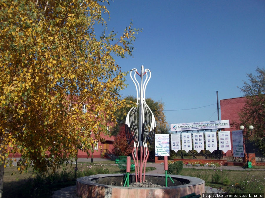 Скульптура Журавли. Бачатский, Россия