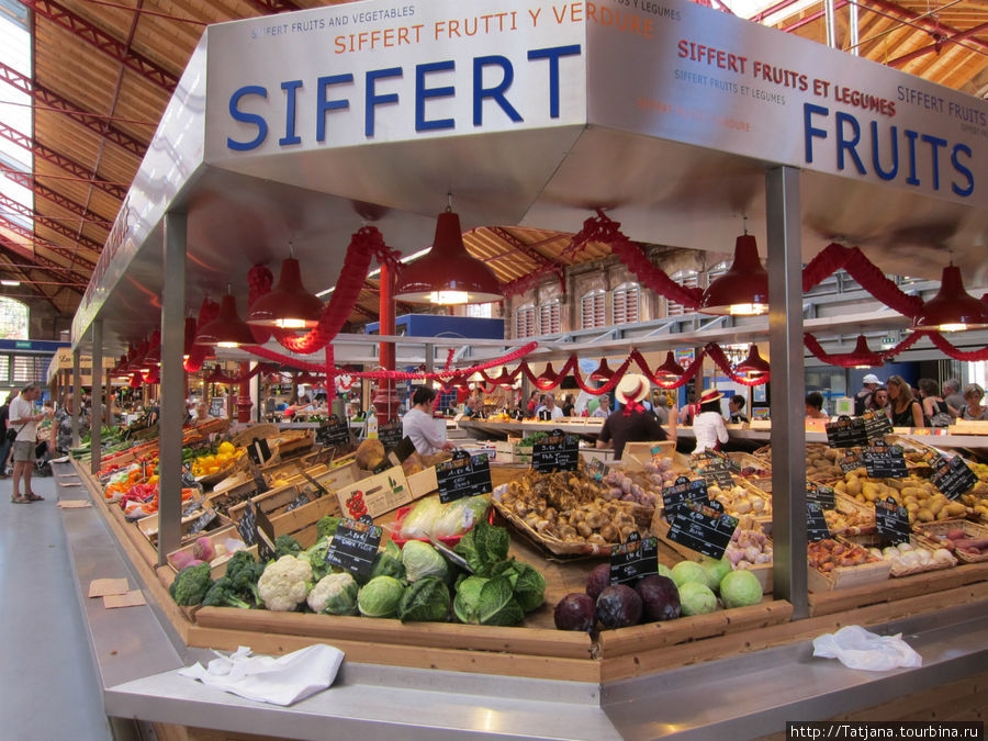 Местный рынок Кольмар, Франция
