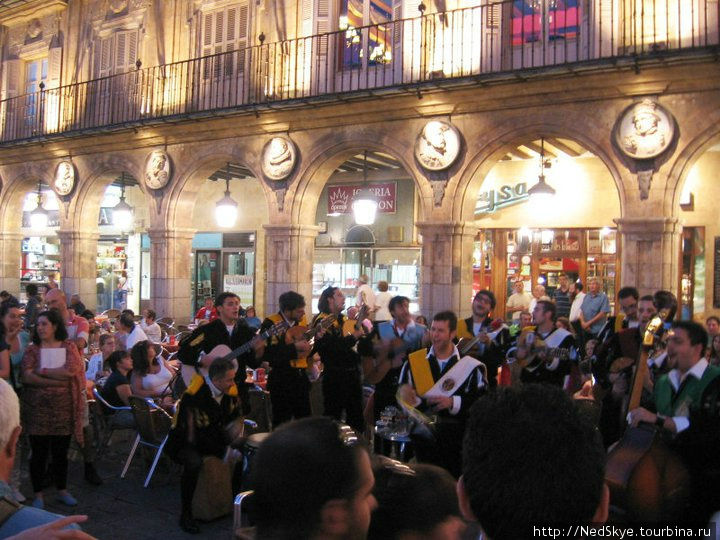 Любителям музыки: послушать традиционную испанскую музыку Саламанка, Испания