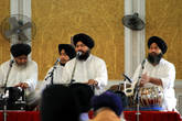 Музыканты в сикхском храме — обязательная часть торжественной церемонии